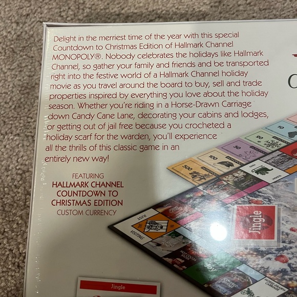 Monopoly Hallmark Channel Countdown to Christmas Edition - Picture 4 of 8